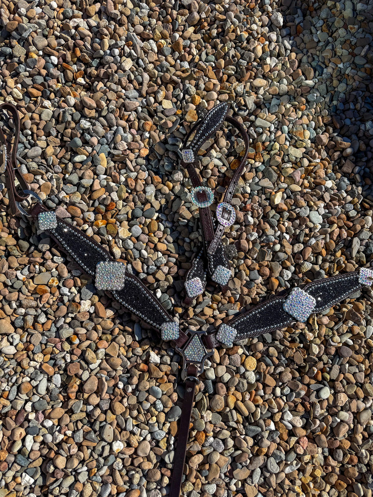 Black Glitter Premium Tack Set
