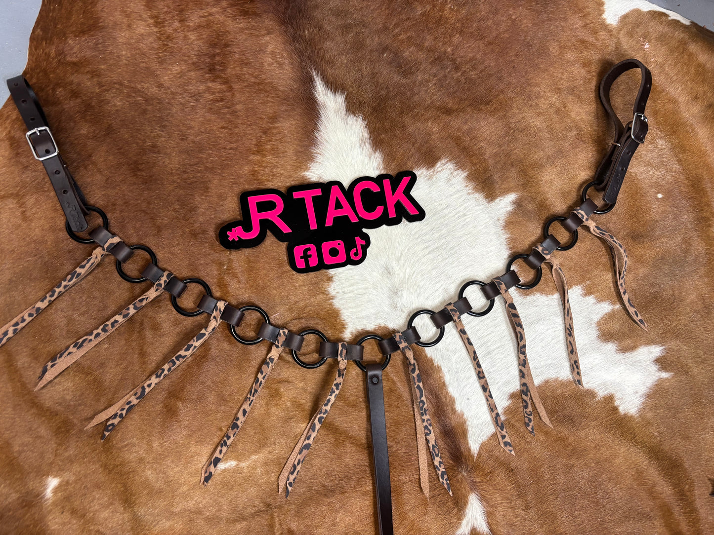 In stock Ring Cheetah Breast Collr