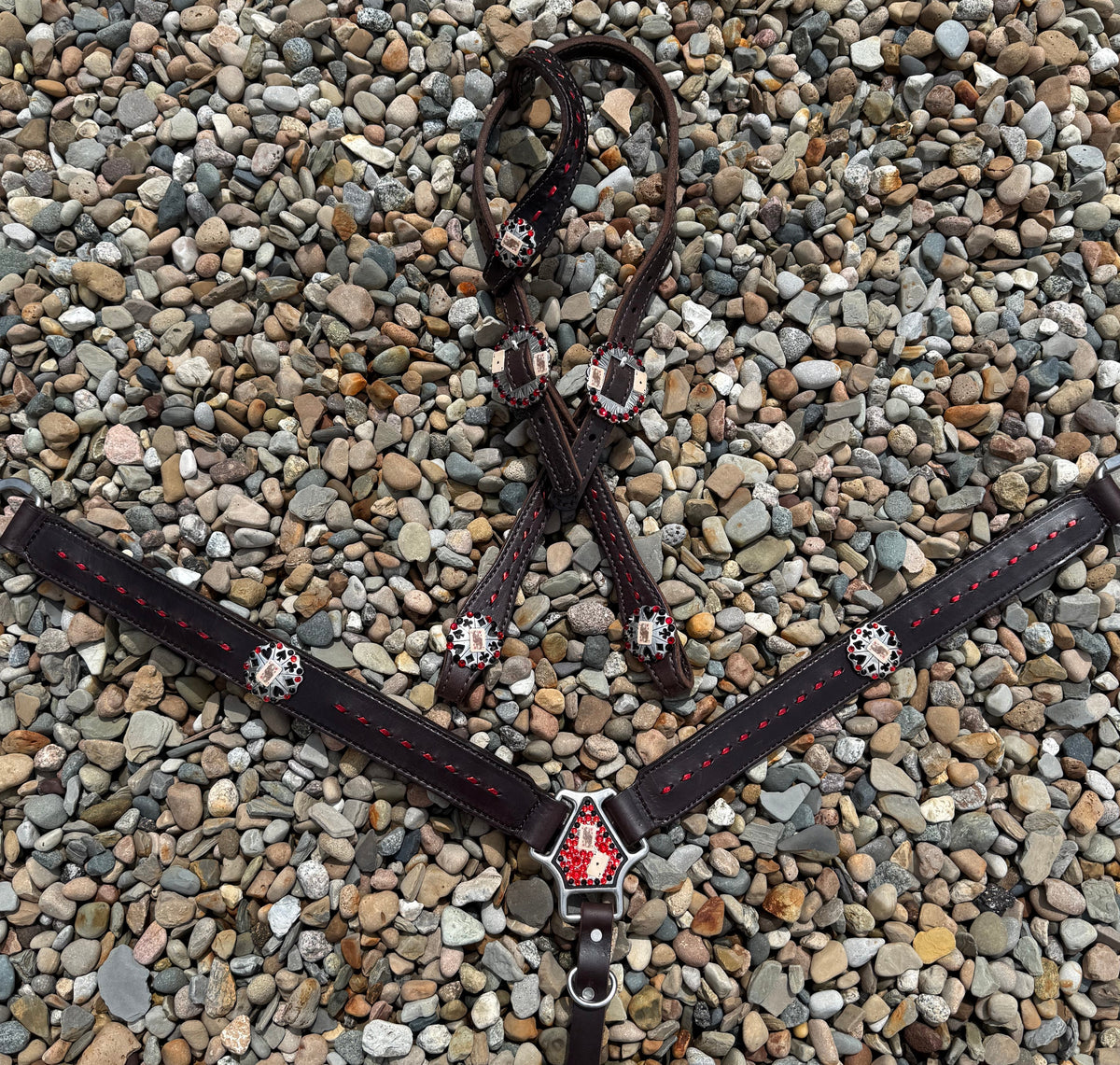 Red Buckstitch Casino Set