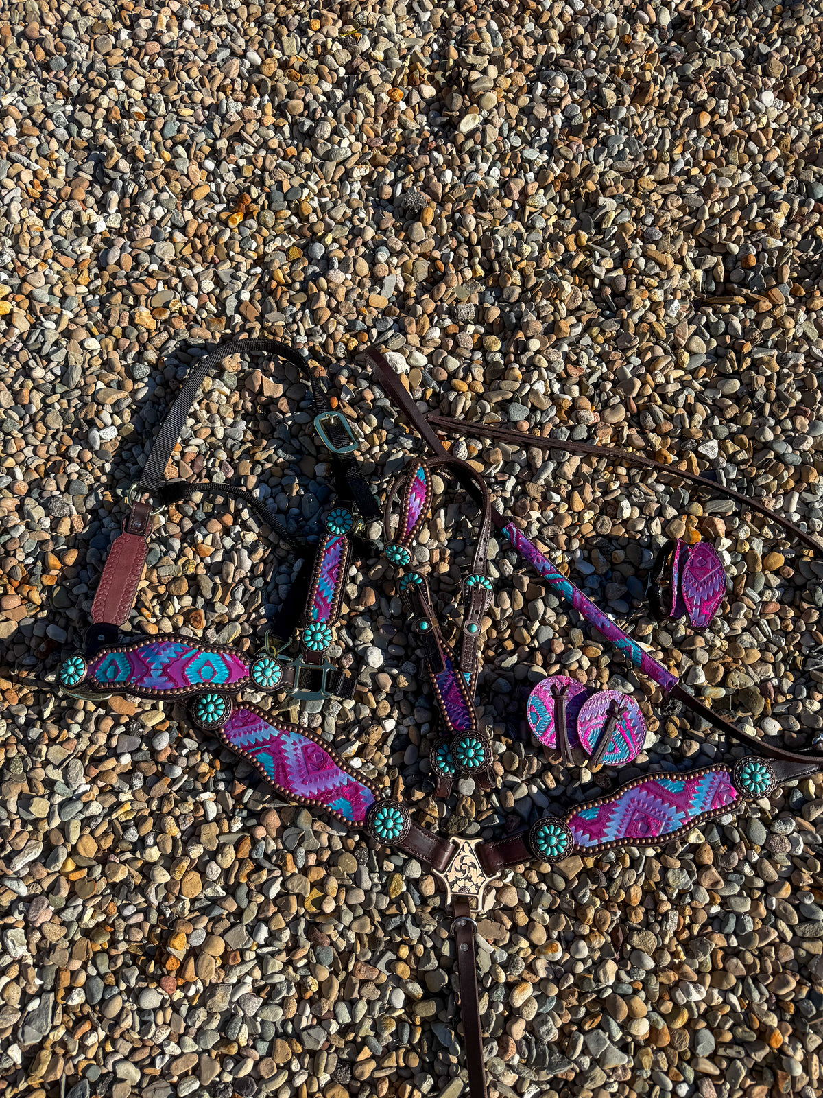 Cotton Candy Aztec Premium Tack Set