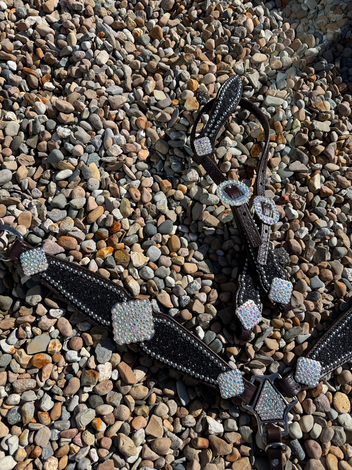 Black Glitter Premium Tack Set